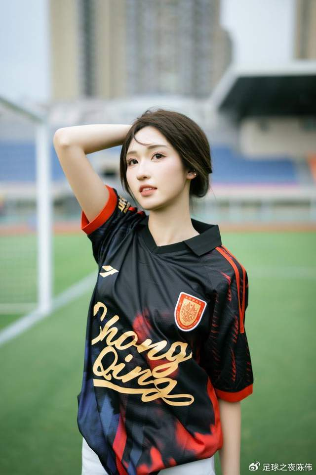 登录入口-中超16强巡礼·重庆铜梁龙：中超最嫩主帅，带最年轻的队|中甲|向余望|李镇全|张志雄|黄希扬_新浪体育_新浪新闻