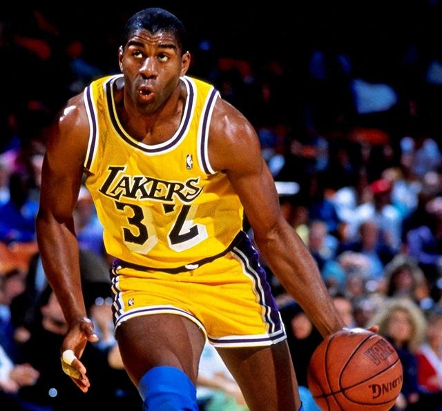 登录入口-后卫连庄MVP有多难？80年历史仅4人，科哈没做到，下一个他最可能|NBA|斯蒂芬·库里|乔丹|科比-布莱恩特|埃尔文-约翰逊_新浪体育_新浪新闻